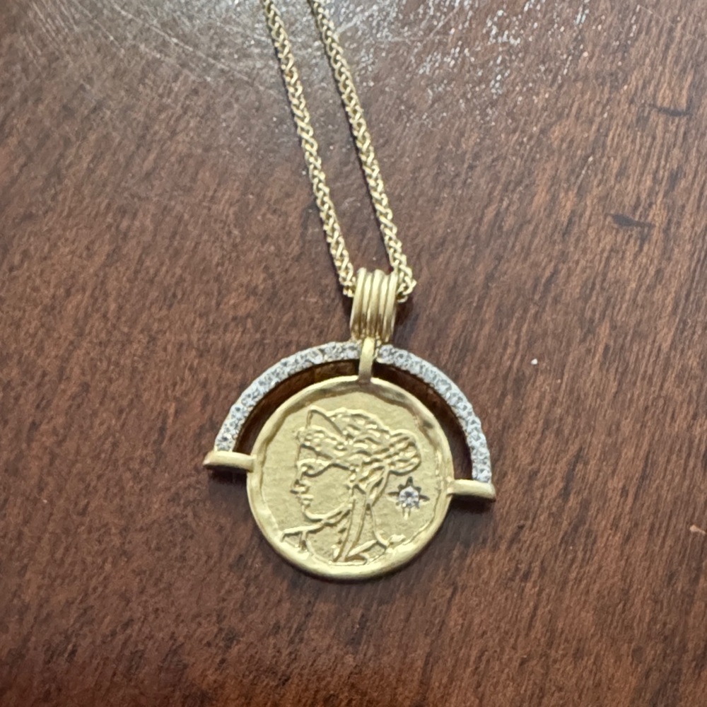 NWOT CAbi Gold and Crystal Coin Pendant Necklace 20 inch length - Picture 2 of 6